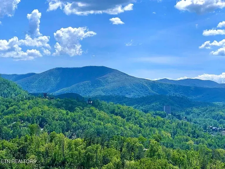 Green mountains of the Great Smoky Mountains National Park